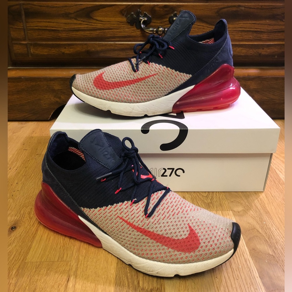 Nike women’s size 10.5 Airmax 270 Flyknit moon particle/red orbit